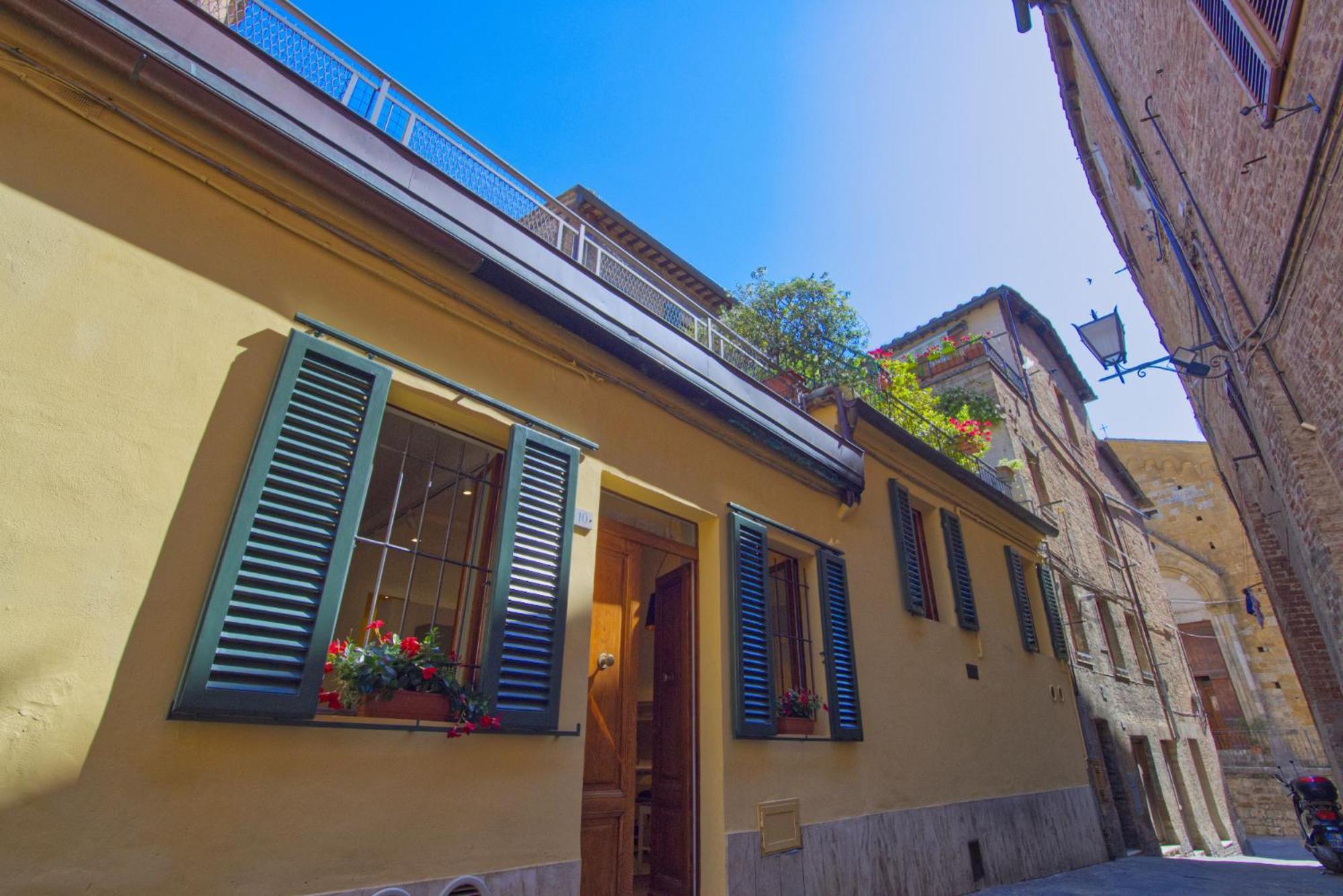 Magione 10 Villa Siena Exterior photo
